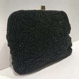 VINTAGE BEADED BAG MADE IN HONG KONG